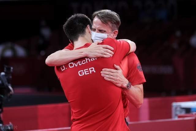 严重骨折 严重骨折