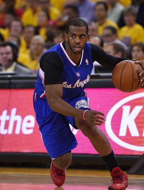 一次拼抢中 一次拼抢中