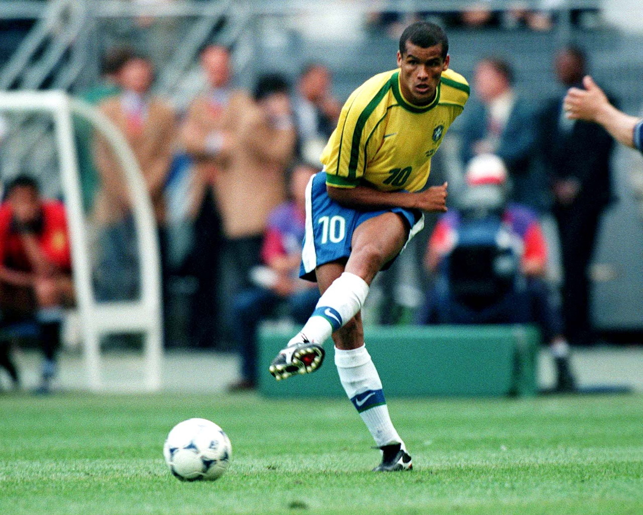 西部在首节 西部在首节